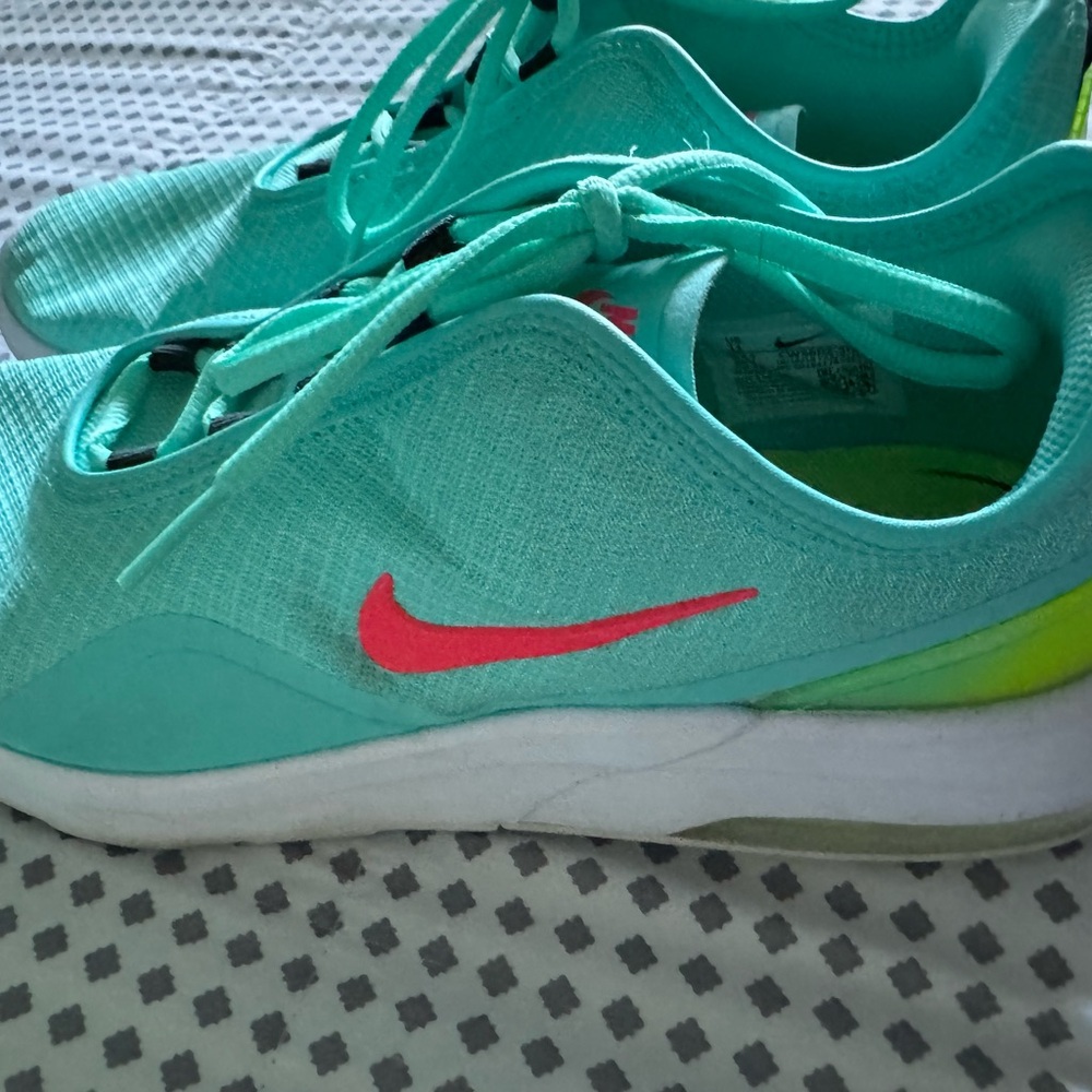 Nike woman’s shoes